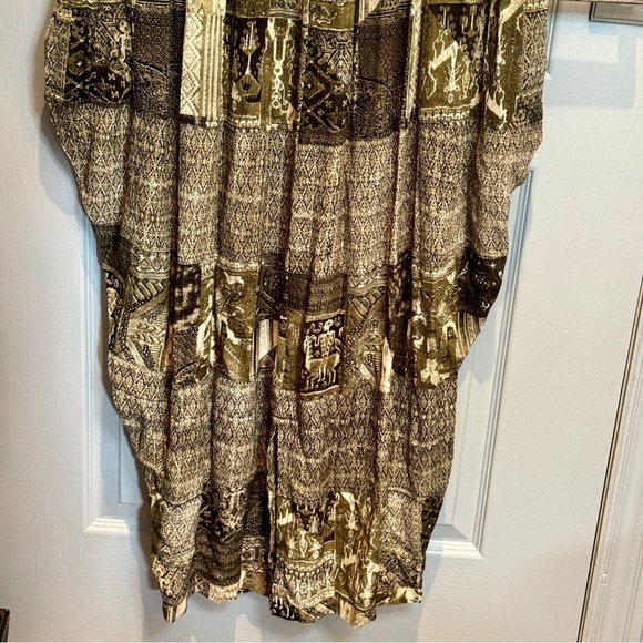 Elegant Green Maxi Dress - Picture 14 of 16